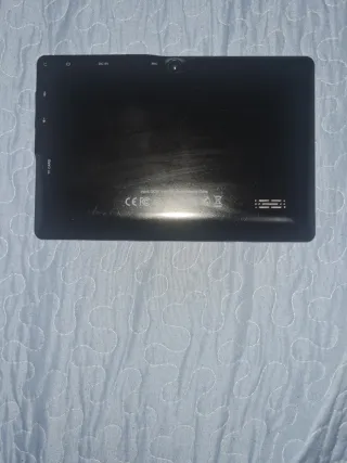 Tablet beige y marrón