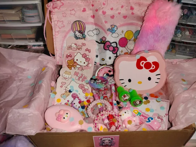 Caja sorpresa Sanrio Hello Kitty