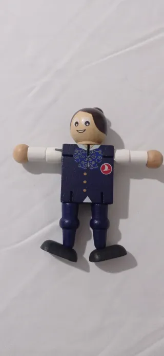 Muñeca de madera figura de tripulante