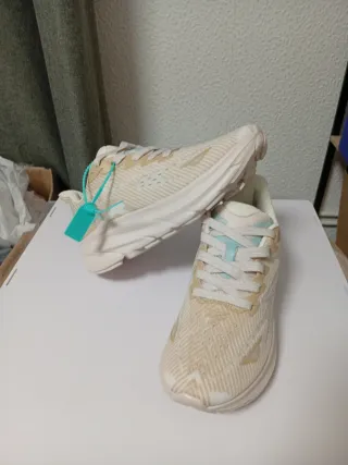 Zapatillas noka Beige y Turquesa