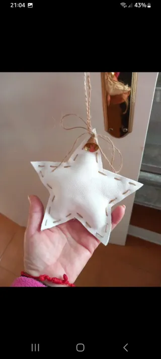 Adornos Navideños Hechos a Mano.