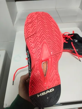 Zapatillas pádel HEAD negras y rojas