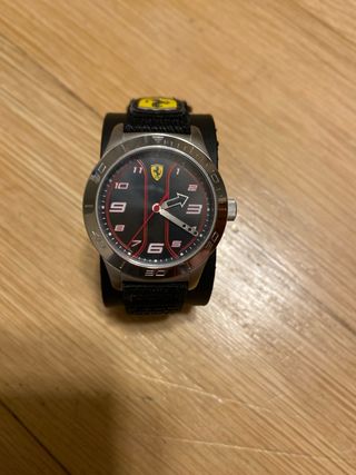 Reloj Ferrari Negro y Plateado