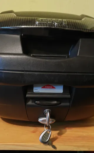 Baúl GIVI 40L