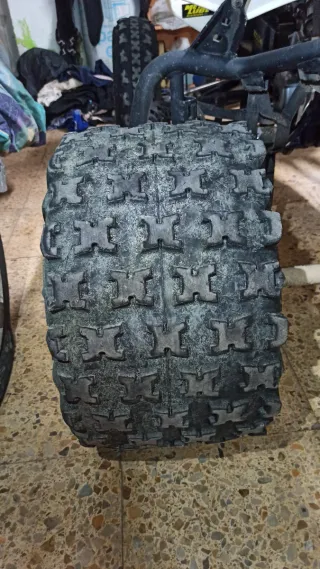 Neumáticos Maxxis Razr 2