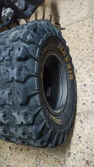 Neumáticos Maxxis Razr 2