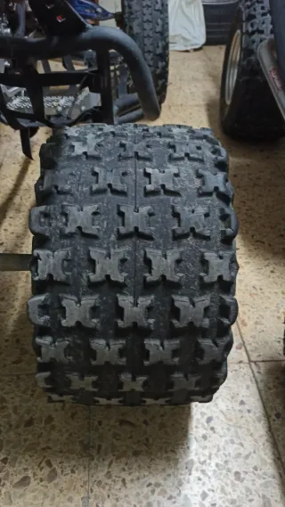 Neumáticos Maxxis Razr 2