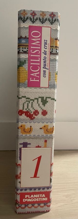 Libro de punto de cruz vintage