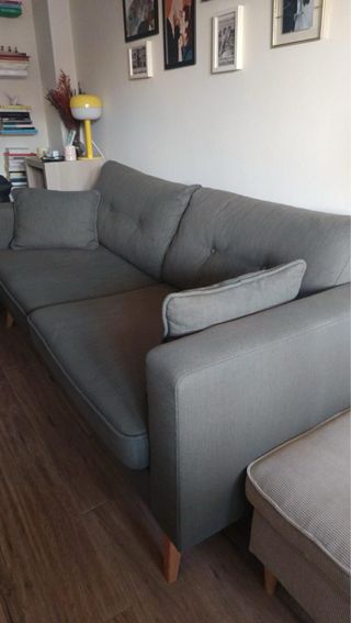 Sofá de tela gris/verde