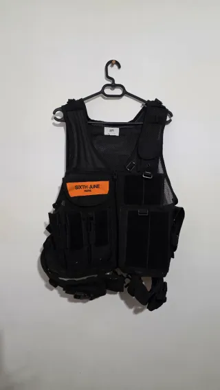 Chaleco Táctico Edición Limitada Sixth June