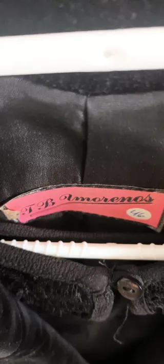 Americana de terciopelo negra