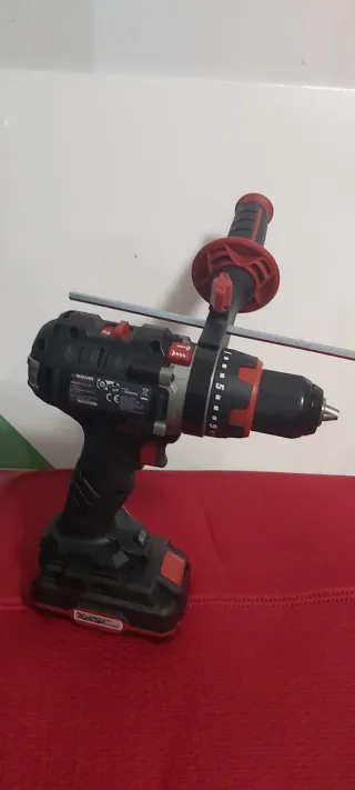 Taladro percutor Parkside recargable