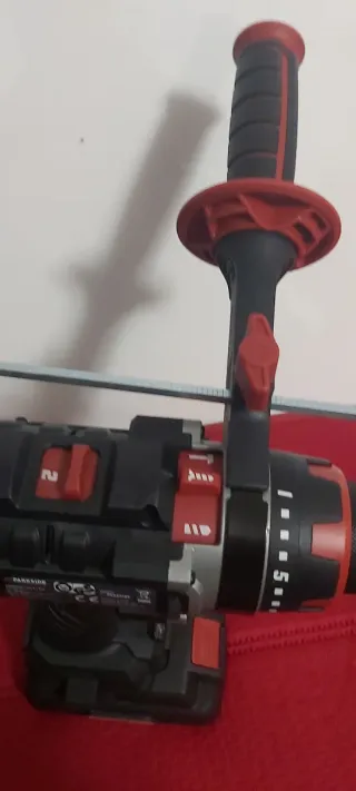 Taladro percutor Parkside recargable