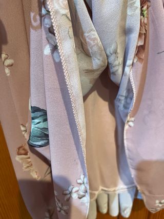 Vestido estampado floral manga larga.