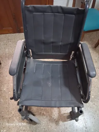 Pack cuidado ancianos con silla ruedas, silla wc,