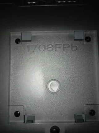 Monitor Dell Negro 17''.