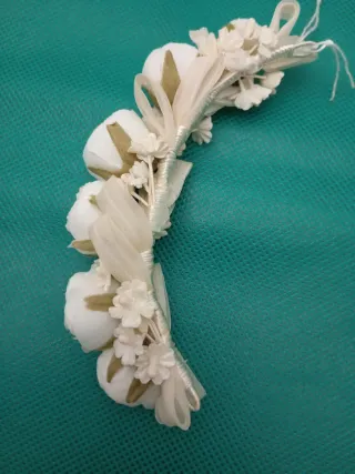 Tocado de flores de tela (Mod 11)