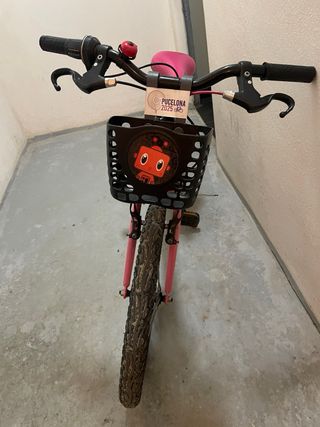 Bicicleta niña 20 pulgadas, extra cesta y pata.