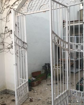 CANCELA: Elegante cancela de dos hojas