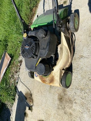 Cortacésped ETESIA...Motor Kawasaki...