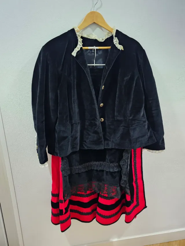 Traje Regional Castilla y León Talla L