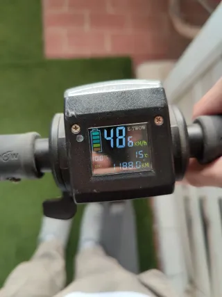 Patinete eléctrico E-TWOW