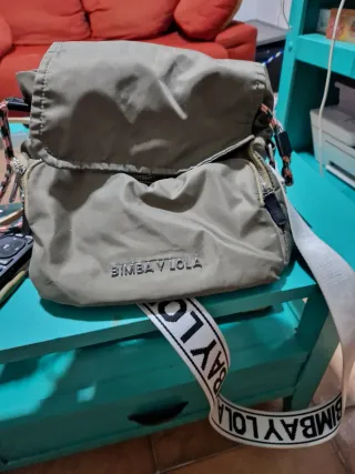 Bolso BIMBA Y LOLA verde militar y blanco