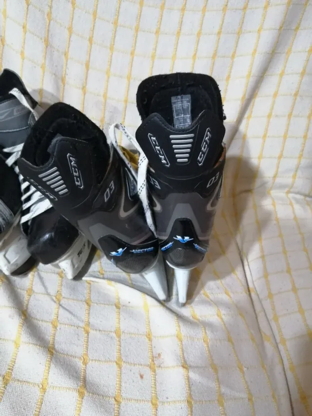 Patines Hockey Hielo Talla 36 y 41.