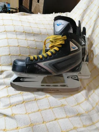 Patines Hockey Hielo Talla 36 y 41.
