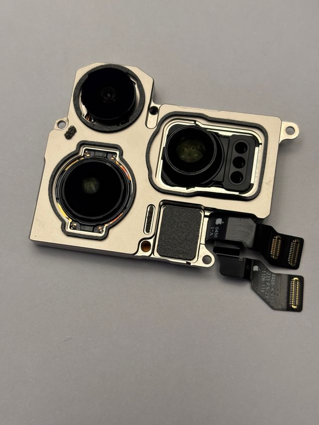 Cámaras Traseras de iPhone 15 Pro Max Original