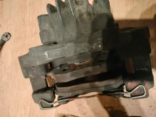 Pinzas Freno Citroen Saxo 247