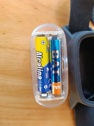 Luz frontal negra ajustable