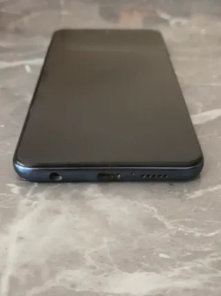 Xiaomi Redmi Note 9 Pro 128 GB con custodia