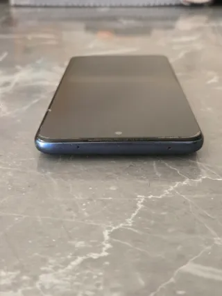 Xiaomi Redmi Note 9 Pro 128 GB con custodia