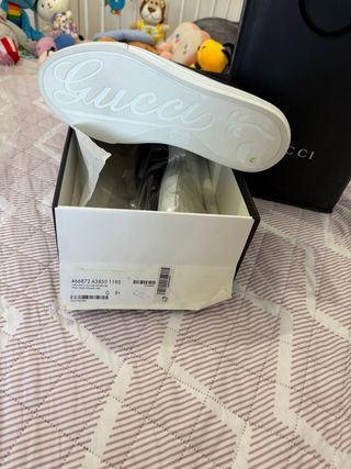Zapatillas Gucci Negras y Blancas Talla 44