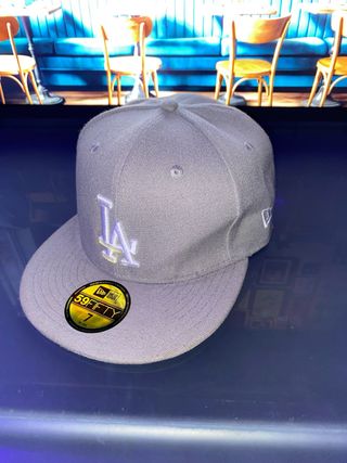 Gorra New Era LA Gris Talla 7