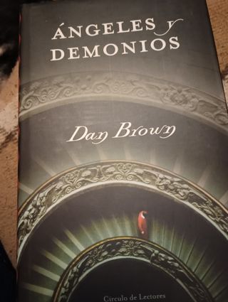 Ángeles y demonios