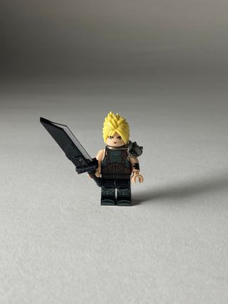 Cloud Strige - Figurine Type Lego Final Fantasy