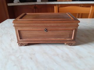 Scatola Cofanetto di legno con chiavetta anni 50