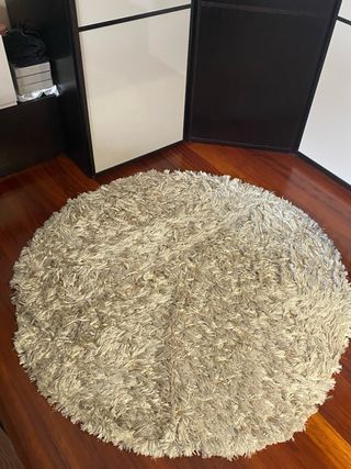 2 Tappeti rotondi a pelo lungo beige