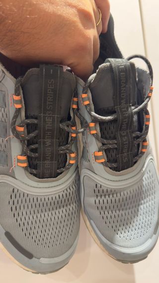 Adidas Azules y Grises