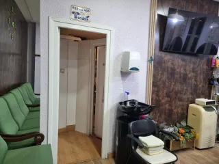 Traspaso Local de Barbería con Mobiliario Nuevo