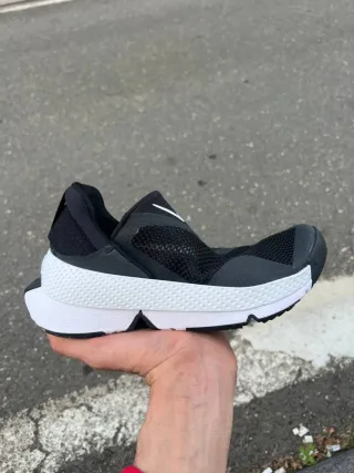 Nike Go Flyease