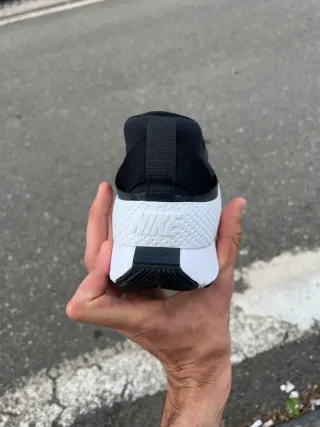 Nike Go Flyease