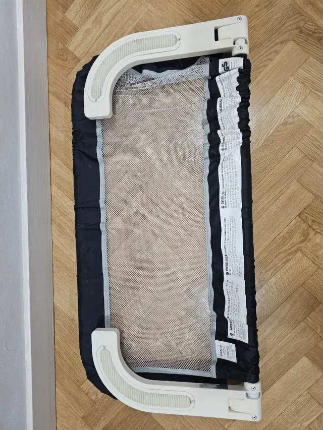 Barrera de seguridad para cama infantil