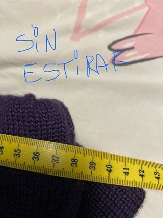 Falda de lana morada