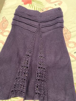 Falda de lana morada