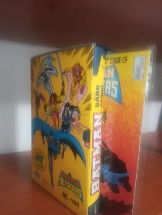 BATMAN Y LOS OUTSIDERS ECC COLECCION COMICS NUEVA
