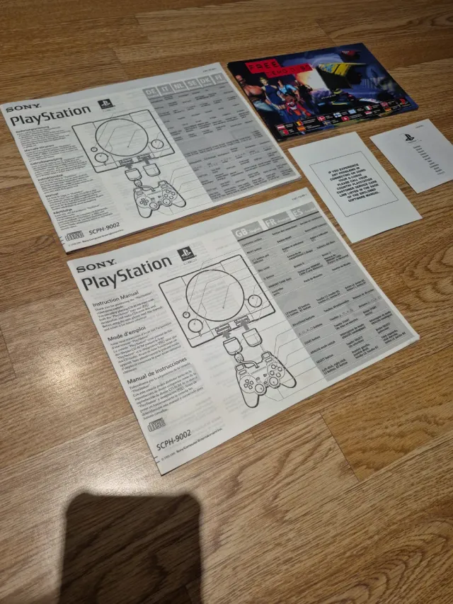 Istruzioni e volantini originali PS1