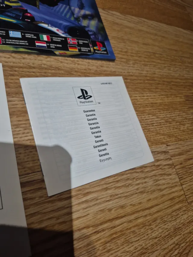 Istruzioni e volantini originali PS1